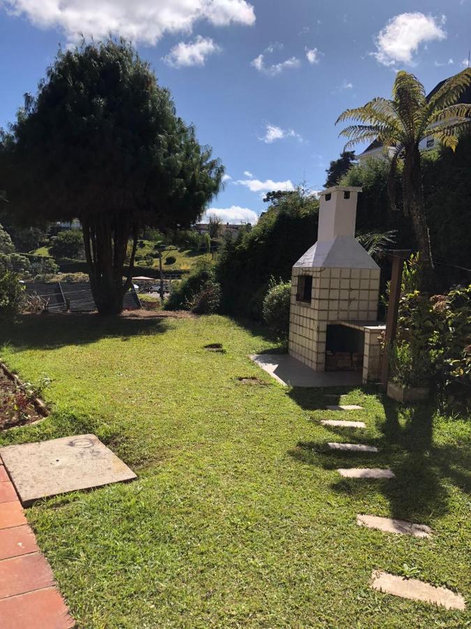 Chale Sonho Da Vovo A 5 Minutinhos Do Centrinho De Capivari 度假居
